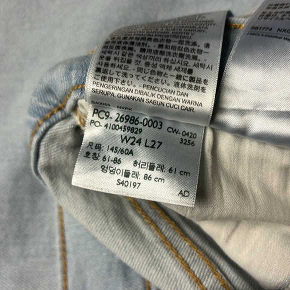 Levi’s Light Blue High Waisted Taper Denim Jeans, Sz 24 (W24 x L27) - Picture 7 of 11